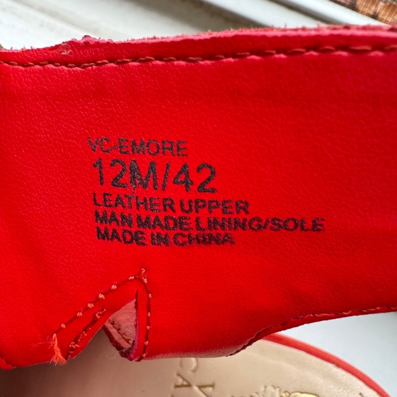Size 12 Vince Camuto Red Emore Leather Woven Sandal - Picture 3 of 13
